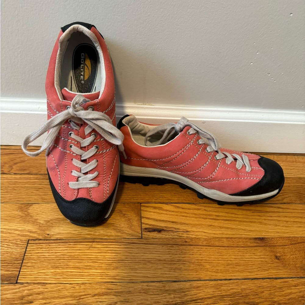 Women’s size 7.5 GoLite hiking sneakers
